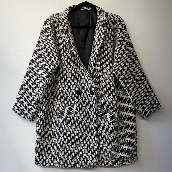 Sseko Jackets & Blazers - Double Breasted Longline Blazer Jacket Jacquard Neutral Black Cream Size XL